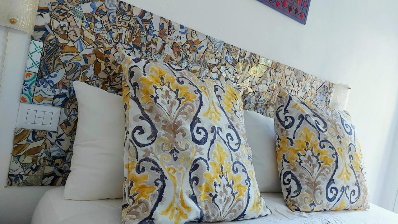 Vfh Villa Flavia Eco B&B - 50 Metri Dal Mare Santa Flavia Dış mekan fotoğraf