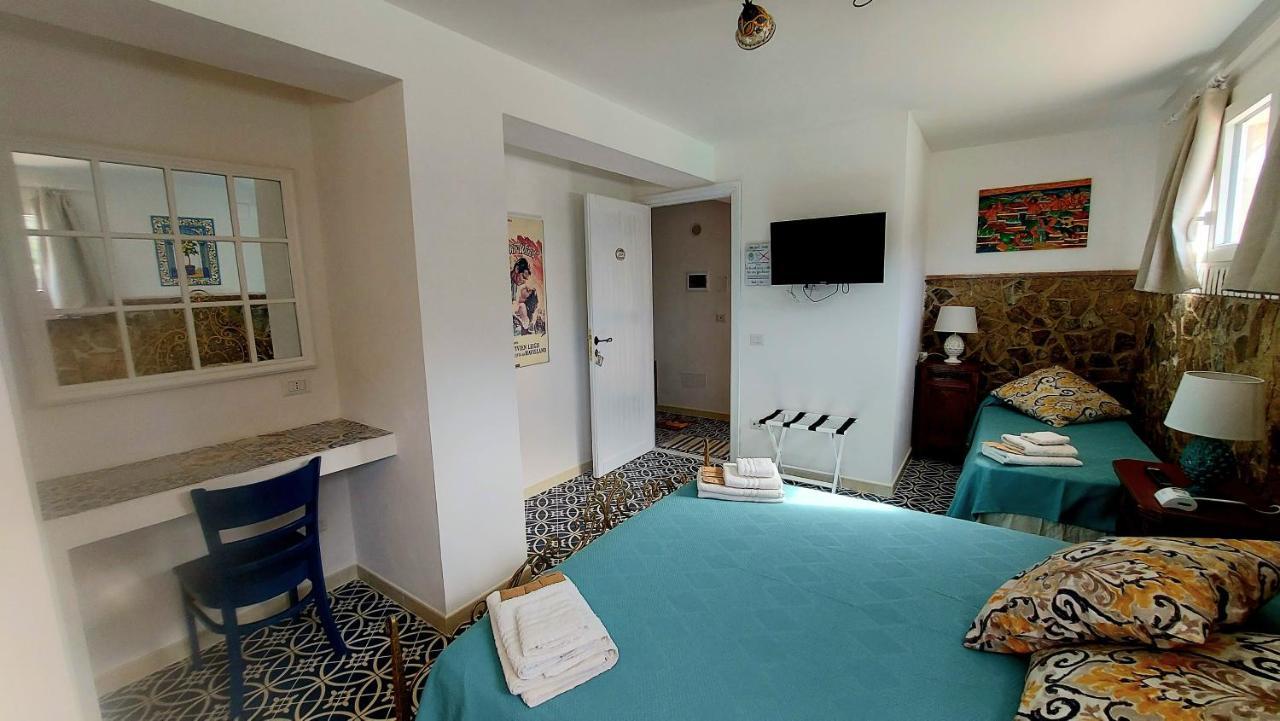 Vfh Villa Flavia Eco B&B - 50 Metri Dal Mare Santa Flavia Dış mekan fotoğraf