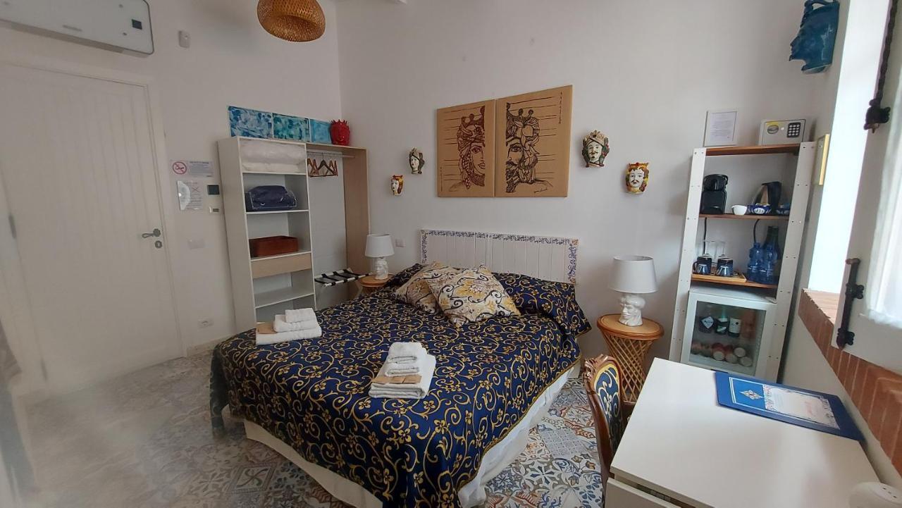 Vfh Villa Flavia Eco B&B - 50 Metri Dal Mare Santa Flavia Dış mekan fotoğraf
